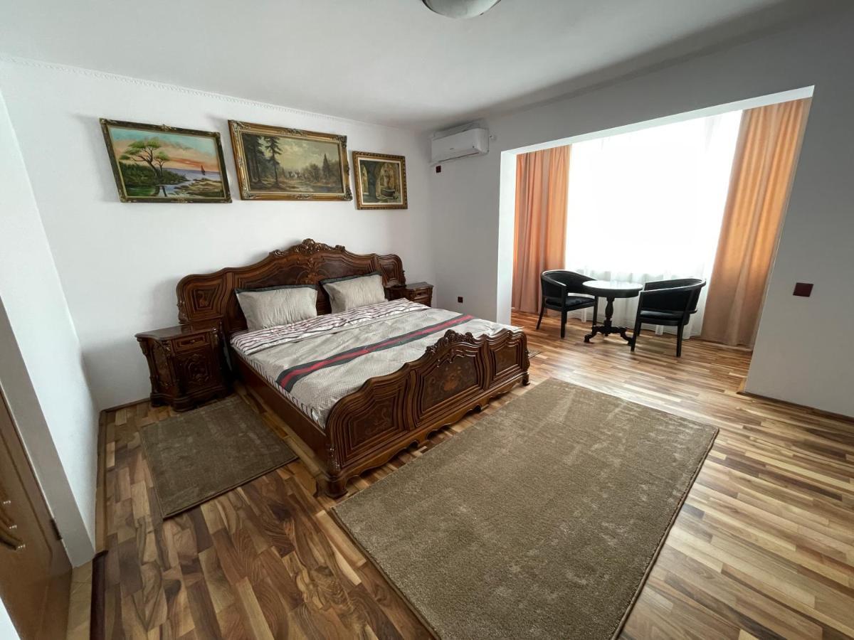 M & I Apartment 3 Târgu-Mureş エクステリア 写真