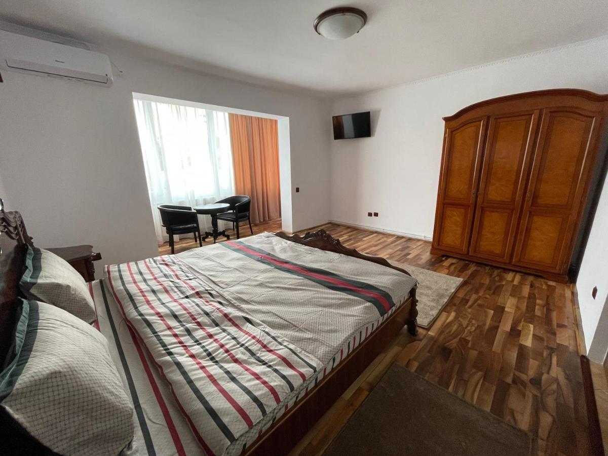 M & I Apartment 3 Târgu-Mureş エクステリア 写真